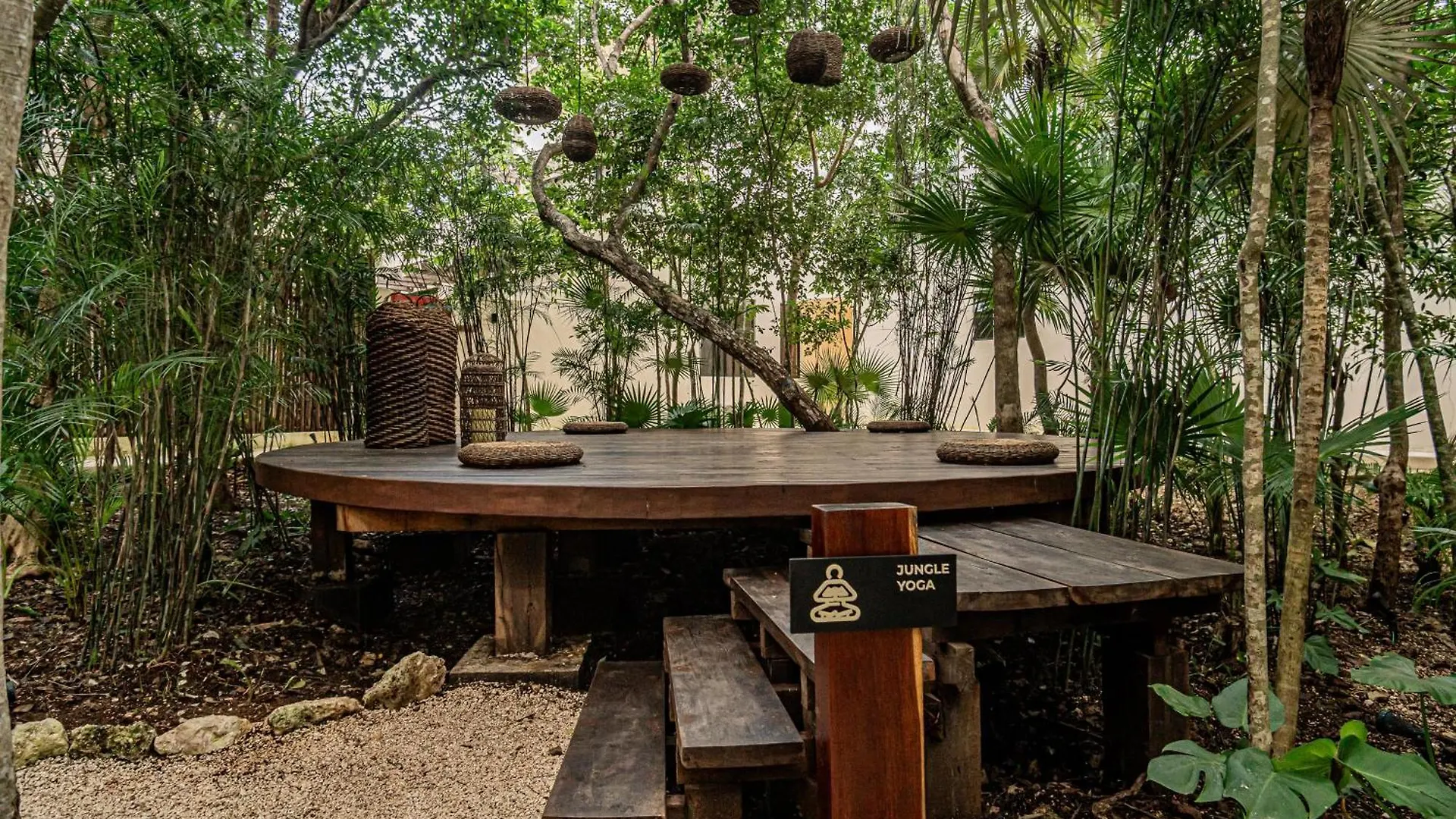 Ferienwohnung Downtown Delight -Roof With Pool & Bbq & Jungle Gym Tulum
