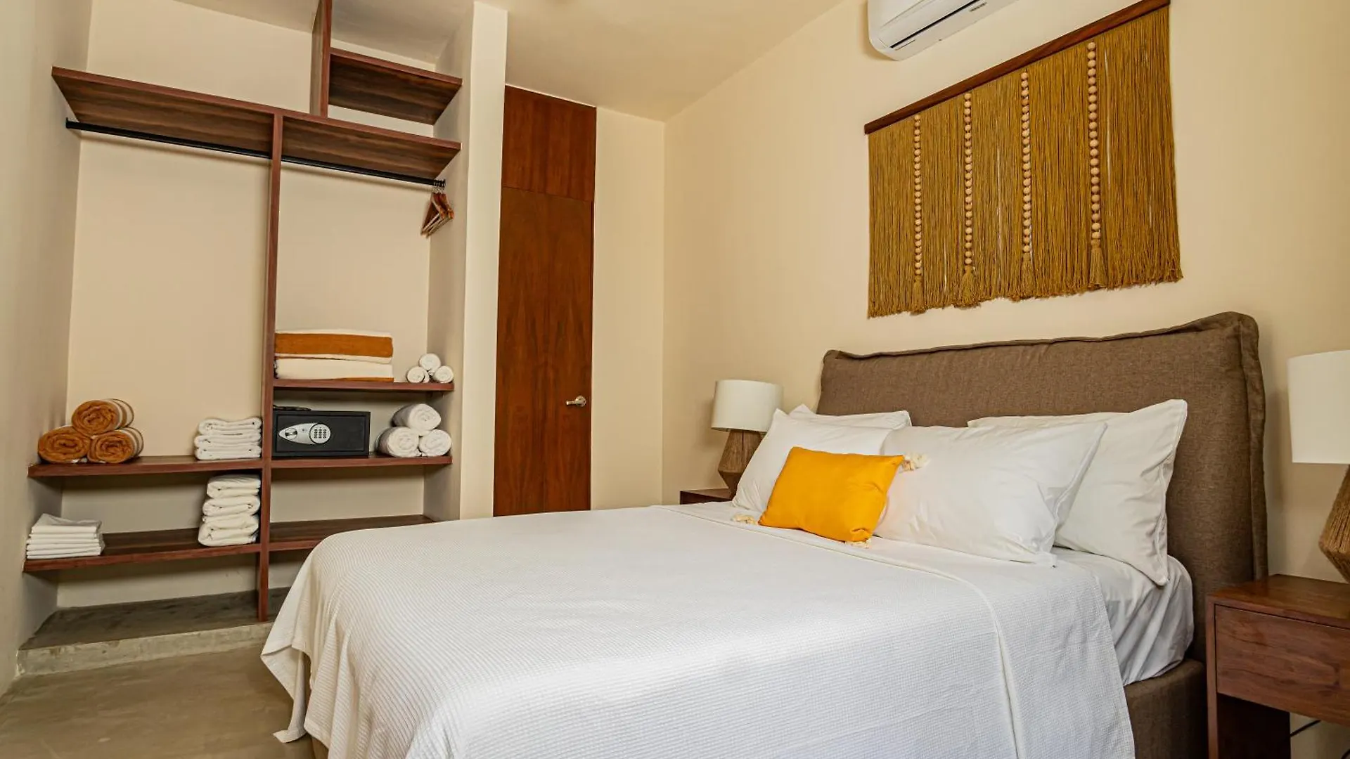 Apartment Ferienwohnung Downtown Delight -Roof With Pool & Bbq & Jungle Gym Tulum