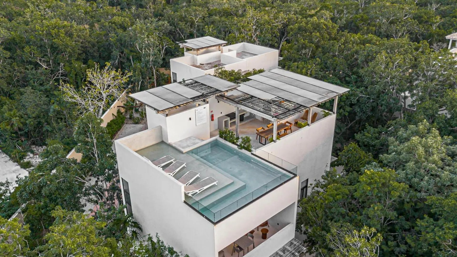 Ferienwohnung Downtown Delight -Roof With Pool & Bbq & Jungle Gym Tulum